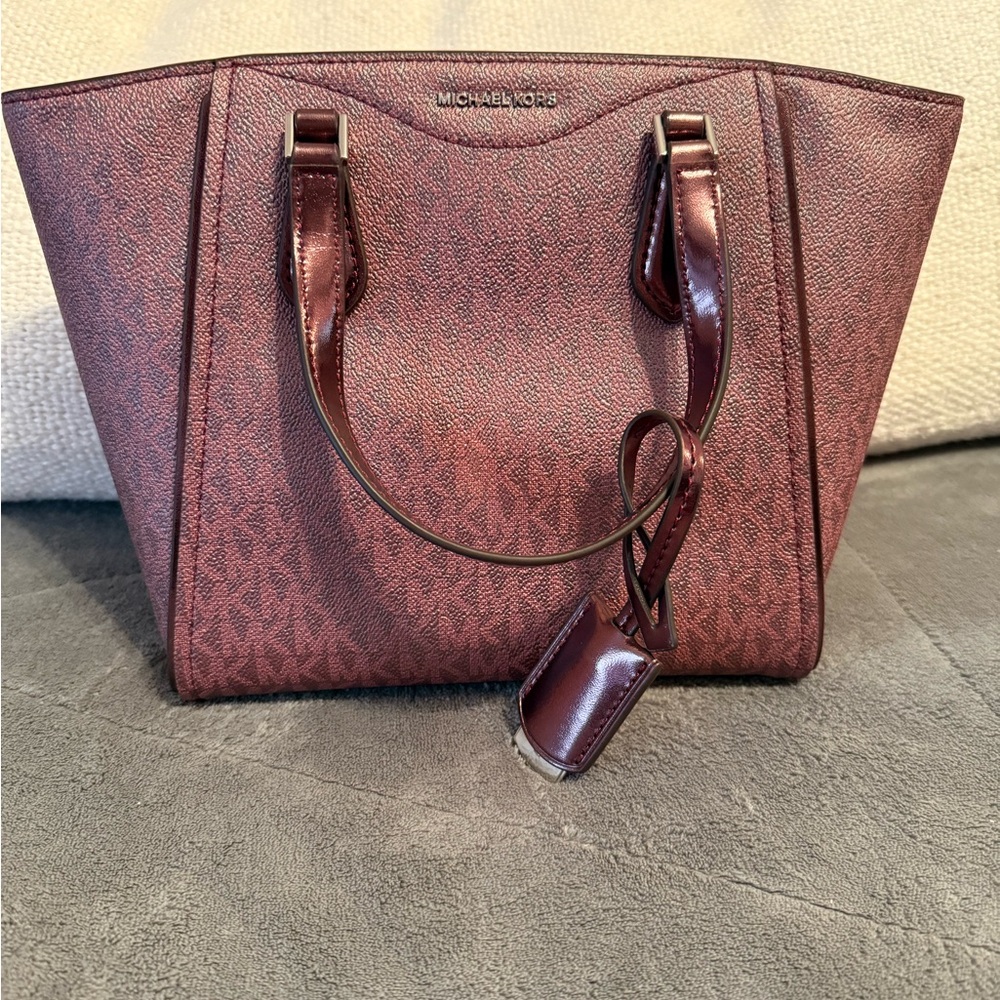 Michael Kors Satchel Crossbody